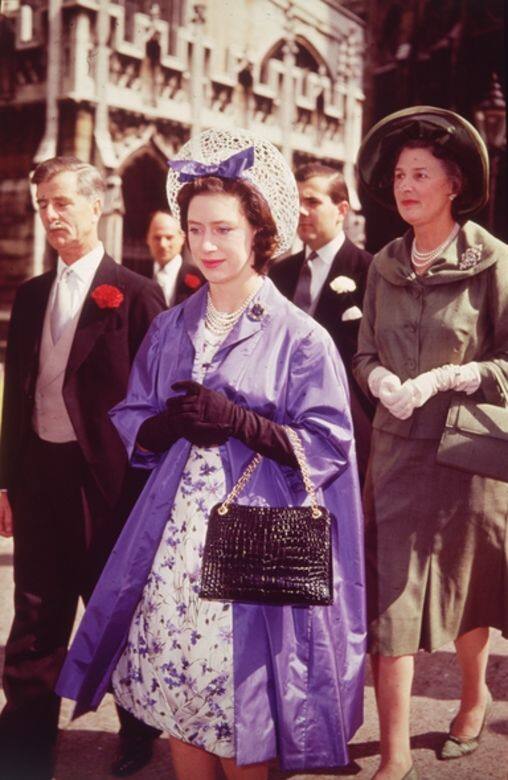 Princess Margaret的彩虹衣櫥比得上英女王,但Princess Margaret偏好柔和色調,例如鵝黃、薰衣草紫 Princess Margaret的彩虹衣櫥比得上英女王,但Princess Margaret偏好柔和色調,例如鵝黃、薰衣草紫