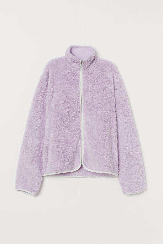冬日家中必定要有的禦寒單品,一定要數fleece jacket,然而前者設計多以黑、白、大 冬日家中必定要有的禦寒單品,一定要數fleece jacket,然而前者設計多以黑、白、大