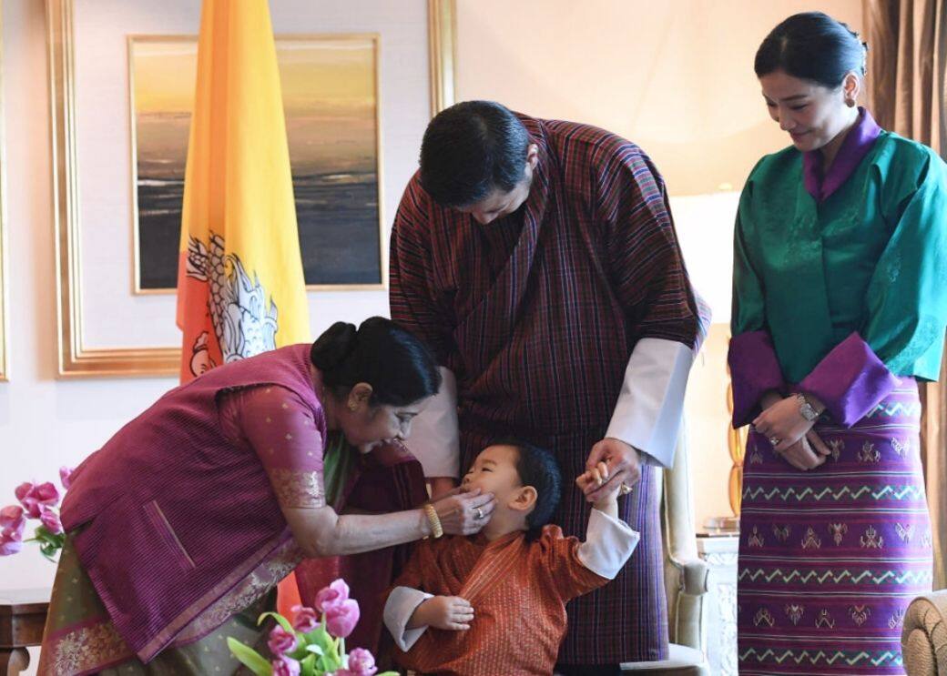 兩人的孩子Jigme Namgyel Wangchuck於2016年11月出生，按照旺楚克王朝的王室繼承法，他將