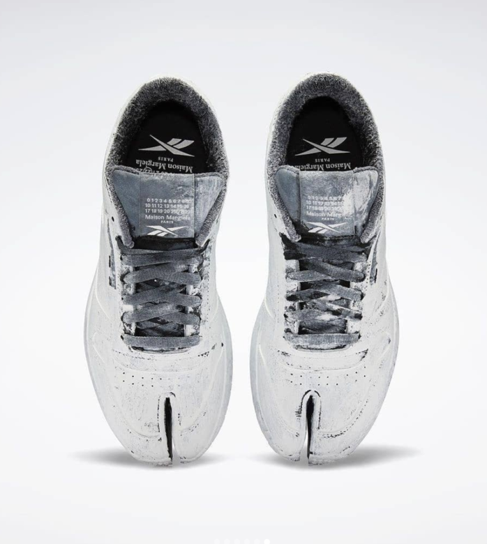 Rick Owens x Dr. Martens之外,最近引起全城討論的鞋款新作還有Reebok x Maison Margiela。 Rick Owens x Dr. Martens之外,最近引起全城討論的鞋款新作還有Reebok x Maison Margiela。