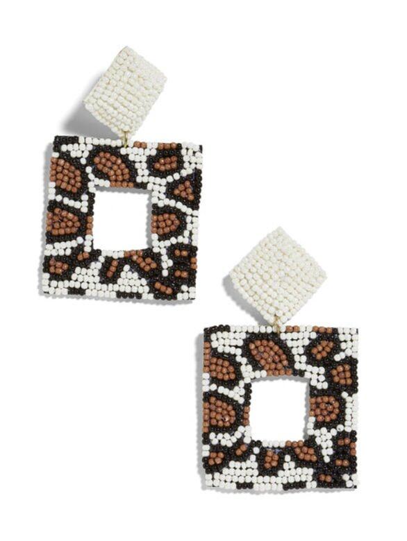 豹紋耳環 $1000, available at Harvey Nichols 豹紋耳環 $1000, available at Harvey Nichols