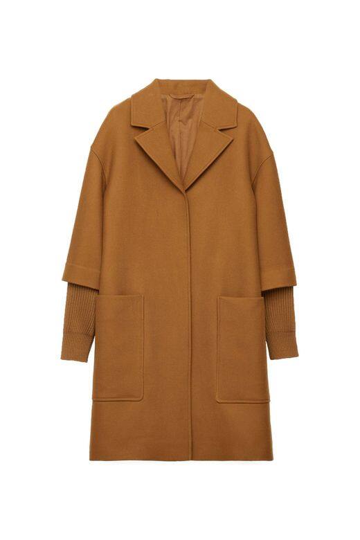 CosTobacco coloured rib-knit sleeve camel coat - £190(約港幣$1,900) CosTobacco coloured rib-knit sleeve camel coat - £190(約港幣$1,900)