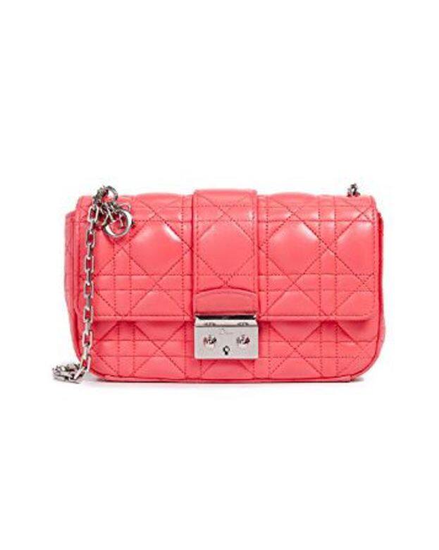 DiorMiss Dior 粉紅手提包(約港幣$23,000) DiorMiss Dior 粉紅手提包(約港幣$23,000)