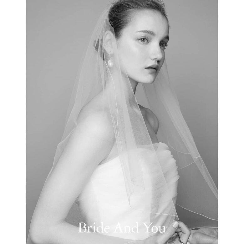 送上美照之前，先和大家介紹這個人氣的韓國服裝品牌Bride And You。品牌創立