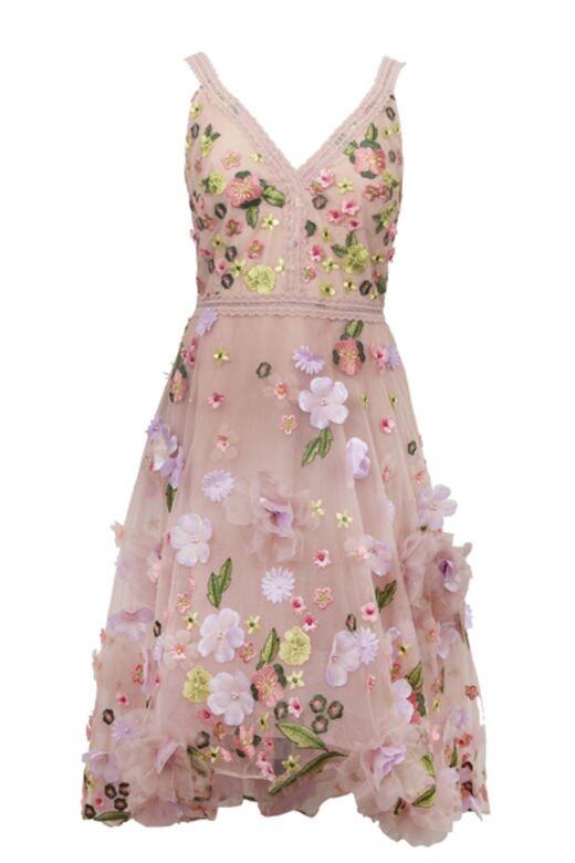 Marchesa Notte粉紅色立體花卉吊帶裙@Harvey Nichols $12,900 Marchesa Notte粉紅色立體花卉吊帶裙@Harvey Nichols $12,900
