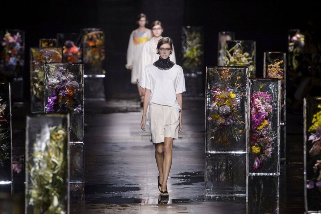 Dries Van Noten catwalk runway ss17 Dries Van Noten catwalk runway ss17