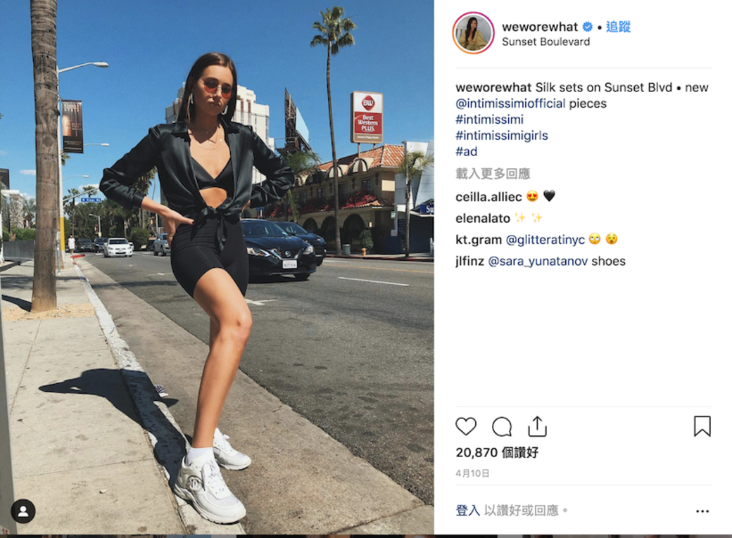 Danielle Bernstein也愛索女造型,而且經常出現於加洲等陽光充沛的地方。 Danielle Bernstein也愛索女造型,而且經常出現於加洲等陽光充沛的地方。