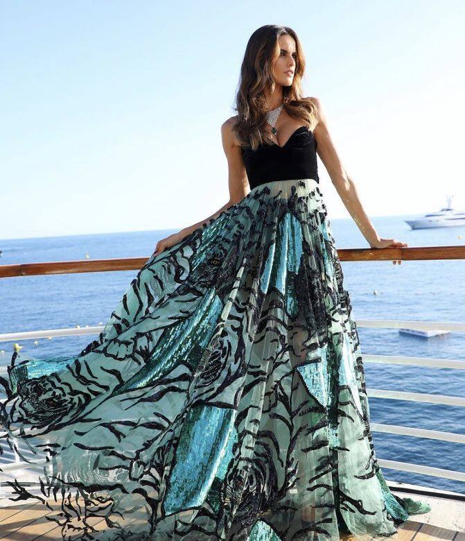 S型, Victoria Secret, 模特兒, Izabel Goulart, 閃光彈, 旅遊, 穿搭, 維密天使 S型, Victoria Secret, 模特兒, Izabel Goulart, 閃光彈, 旅遊, 穿搭, 維密天使