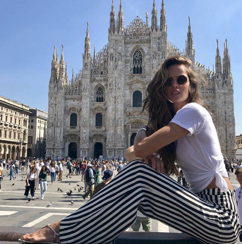 S型, Victoria Secret, 模特兒, Izabel Goulart, 閃光彈, 旅遊, 穿搭, 維密天使 S型, Victoria Secret, 模特兒, Izabel Goulart, 閃光彈, 旅遊, 穿搭, 維密天使