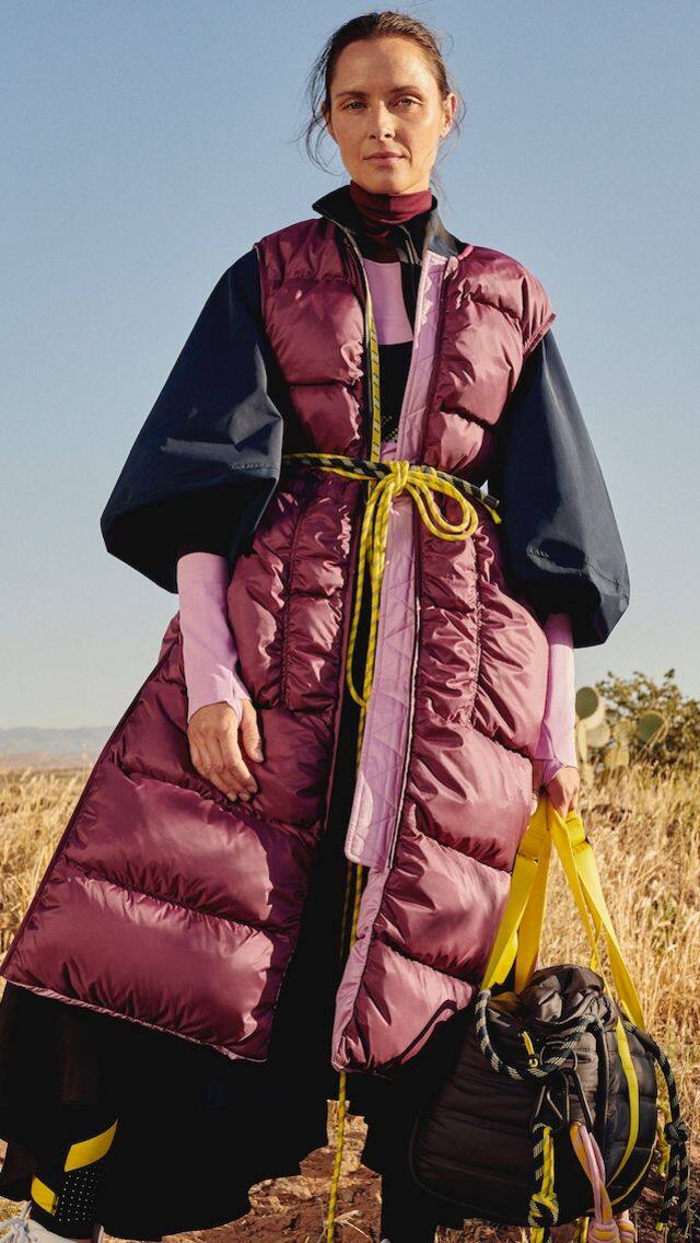 Roksanda與Lululemon首度聯乘 創出注滿色彩拼接與功能性的運動服飾 Roksanda與Lululemon首度聯乘 創出注滿色彩拼接與功能性的運動服飾