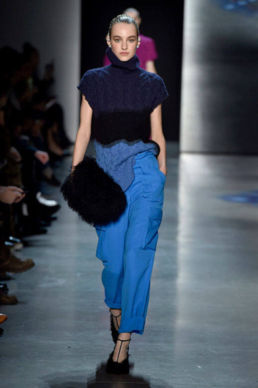 Prabal Gurung 的全藍穿搭很適合 OL 們參考 Prabal Gurung 的全藍穿搭很適合 OL 們參考