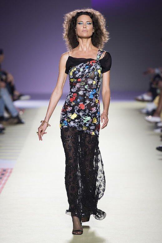 Shalom Harlow Versace SS19 Shalom Harlow Versace SS19