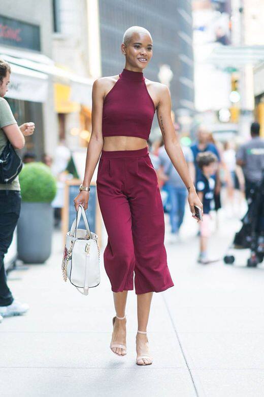 37. Iesha Hodges19歲的Iesha Hodges第一次獲得參與Victoria’s Secret時裝騷的機會,興奮的同時,她 37. Iesha Hodges19歲的Iesha Hodges第一次獲得參與Victoria’s Secret時裝騷的機會,興奮的同時,她