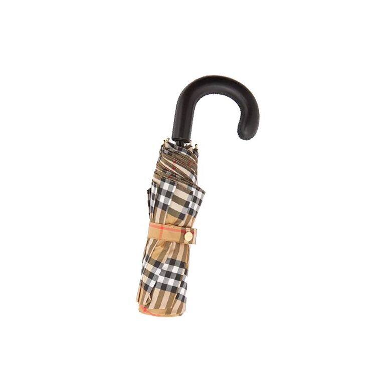 4. 格仔縮骨遮(Burberry, available at Matchesfashion.com) 4. 格仔縮骨遮(Burberry, available at Matchesfashion.com)