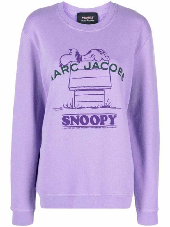 有誰是Snoopy粉絲嗎?這件Marc Jacobs x Peanuts紫色衛衣絕對是粉絲變藏款!Marc Jacobs x Peanuts 紫 有誰是Snoopy粉絲嗎?這件Marc Jacobs x Peanuts紫色衛衣絕對是粉絲變藏款!Marc Jacobs x Peanuts 紫