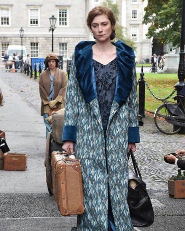 五官古典秀氣的Elizabeth Debicki在電影《Vita & Virginia》中,飾演二十世紀的英國作家Virginia Woolf,演活 五官古典秀氣的Elizabeth Debicki在電影《Vita & Virginia》中,飾演二十世紀的英國作家Virginia Woolf,演活