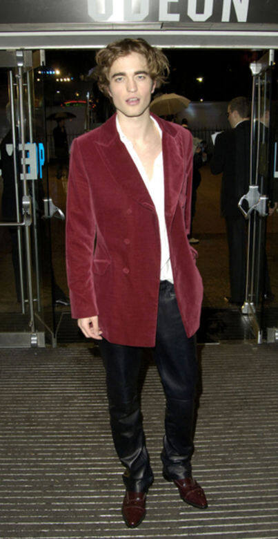 不過Robert Pattinson並非天生就懂得時裝，時尚icon表示自己曾經在穿搭上犯了錯。2005