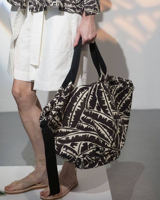 印花tote bag總是實用精品。 印花tote bag總是實用精品。