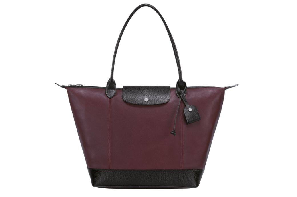 Longchamp經典可拆tote bag Le Pliage Cuir新推出雙色皮革款,比起帆布款更適合職場,用作 Longchamp經典可拆tote bag Le Pliage Cuir新推出雙色皮革款,比起帆布款更適合職場,用作