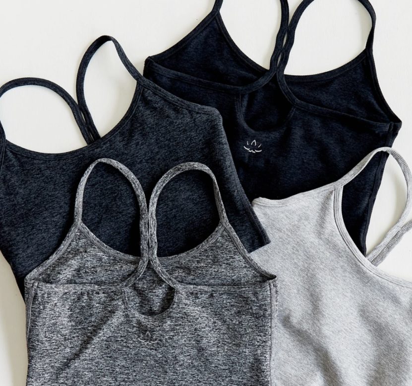 不少客人穿過Beyond Yoga的瑜伽服後便會從此愛不惜手,皆因其用極優質布料 不少客人穿過Beyond Yoga的瑜伽服後便會從此愛不惜手,皆因其用極優質布料