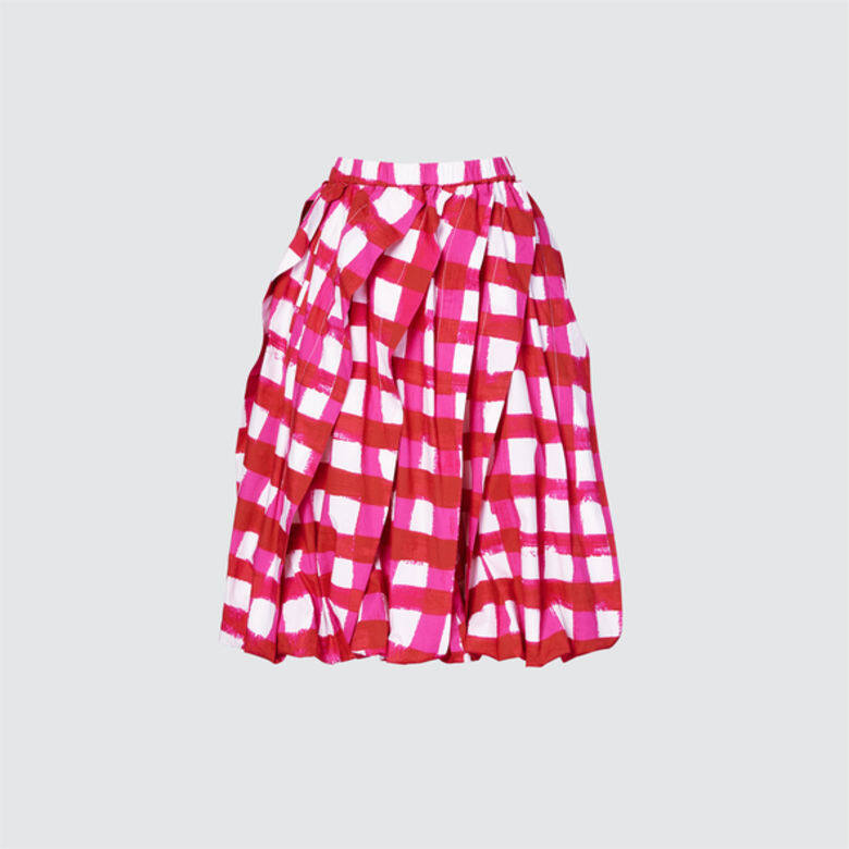 這條非常迷人的Uniqlo and Marni泡泡裙是必搶單品，穿上它在草地上野餐打卡，一