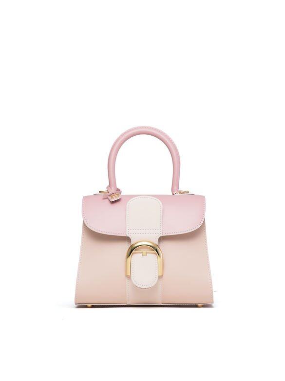 屬於全新Forever Rose系列手袋,以極具格調的質感粉色為Delvaux 2021年春夏系列「假日 屬於全新Forever Rose系列手袋,以極具格調的質感粉色為Delvaux 2021年春夏系列「假日
