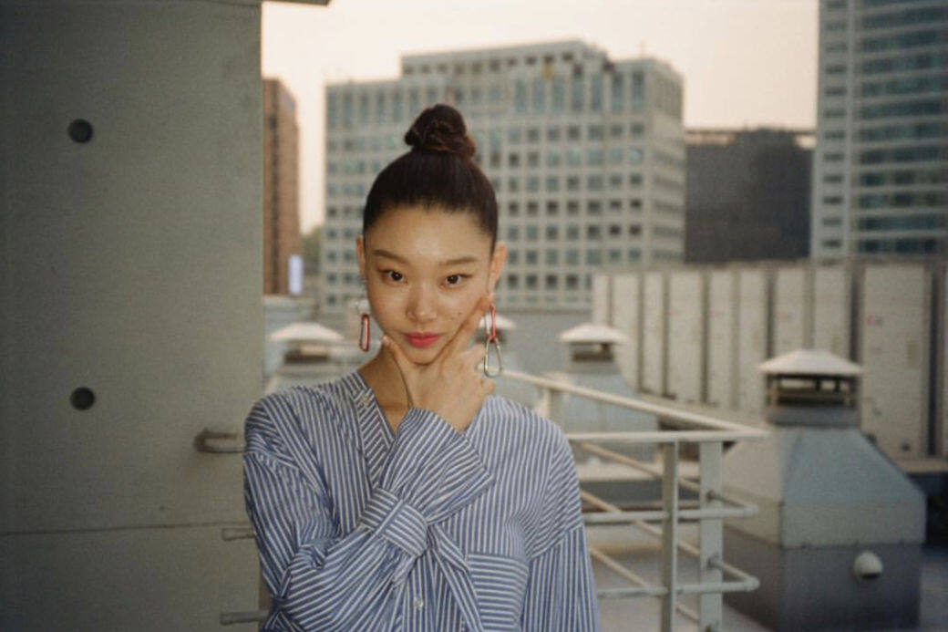 花木蘭真人版韓國模特兒YoonYoung Bae從Korea's Next Top Model彈出 | 天橋下也是行走的衣架 花木蘭真人版韓國模特兒YoonYoung Bae從Korea's Next Top Model彈出 | 天橋下也是行走的衣架