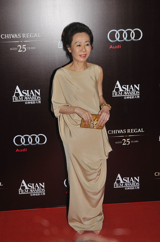 尹汝貞2013年來港出席第五屆亞洲電影大獎,她憑《下女》奪得最佳女配角獎 尹汝貞2013年來港出席第五屆亞洲電影大獎,她憑《下女》奪得最佳女配角獎