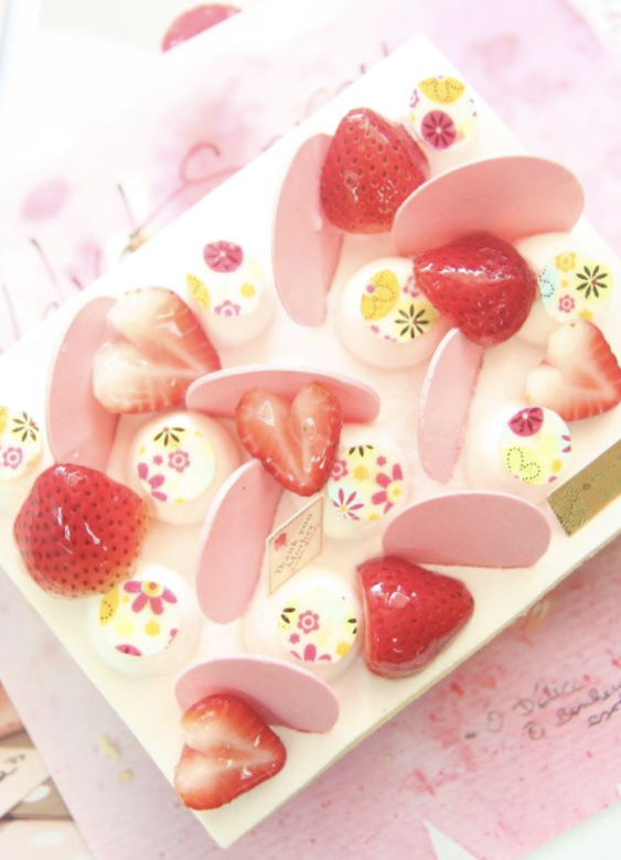 蛋糕店瓜破菓子店Patisserie Uriwari 以清新的日式水果蛋糕為賣點，成功由網上蛋糕