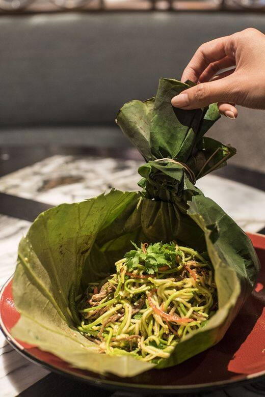 (圖:魚香脆茄子 清蒽油黑白雞 毛牛肉)這個餐單很豐富兼抵食,連甜品共有 (圖:魚香脆茄子 清蒽油黑白雞 毛牛肉)這個餐單很豐富兼抵食,連甜品共有