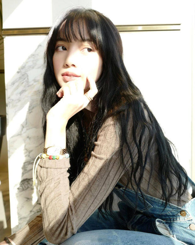 Blackpink Jennie和Lisa都是菲林相機發燒友|跟明星們入手Canon、Nikon、Fujifilm及Minolta傻瓜機|拍出超 Blackpink Jennie和Lisa都是菲林相機發燒友|跟明星們入手Canon、Nikon、Fujifilm及Minolta傻瓜機|拍出超