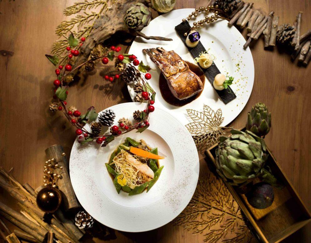 香港港麗酒店(Conrad Hong Kong)供應節日限定自助餐,甚有傳統聖誕市集的感覺。首 香港港麗酒店(Conrad Hong Kong)供應節日限定自助餐,甚有傳統聖誕市集的感覺。首