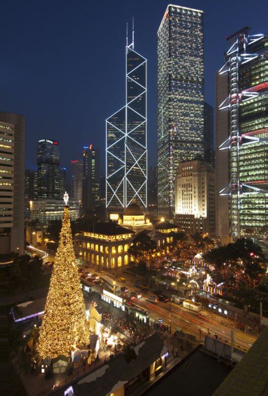 聖誕老人地址一：香港地址：香港中環康樂廣場2號郵政總局 聖誕老人收