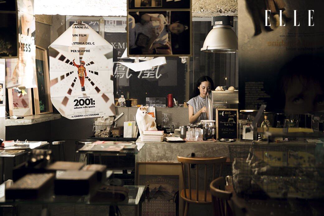 Storerooms Muses 的布置別具格調, 這裡不但可以喝咖啡, 還可以逗逗貓兒,很是寫意。 Storerooms Muses 的布置別具格調, 這裡不但可以喝咖啡, 還可以逗逗貓兒,很是寫意。