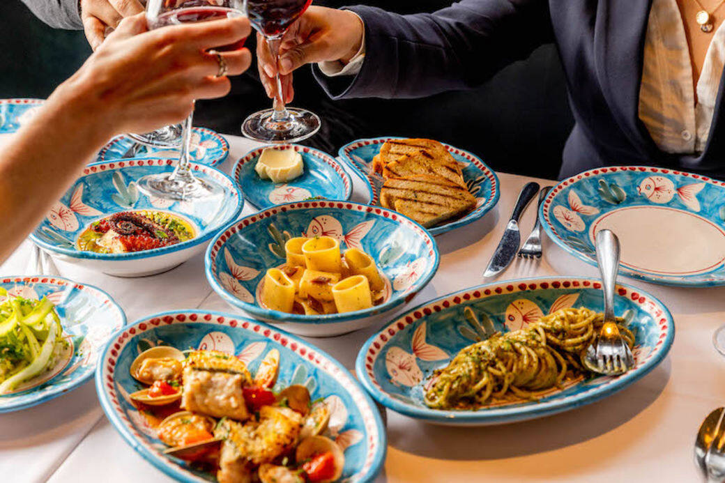 主打意大利風情沿海美食的OSTERIA MARZIA,為春夏推出最新的時令餐單,其中全新 主打意大利風情沿海美食的OSTERIA MARZIA,為春夏推出最新的時令餐單,其中全新