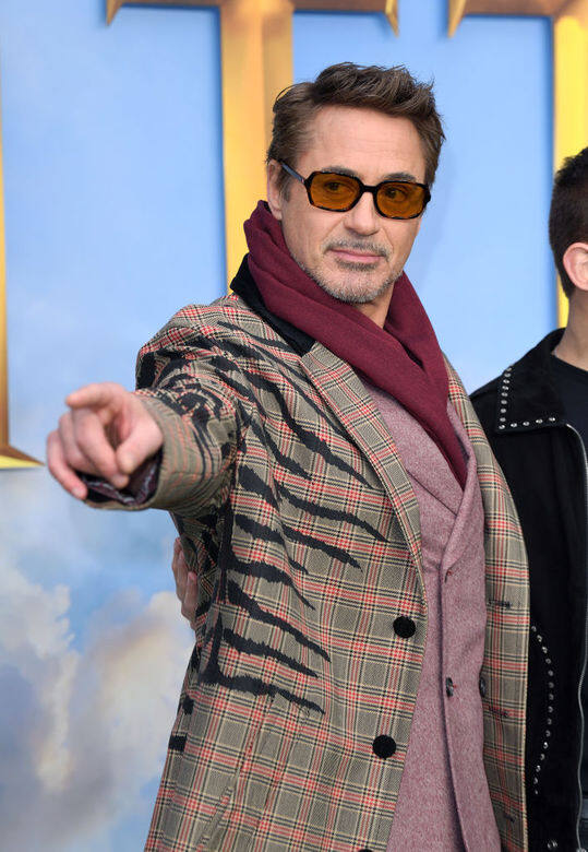 Robert Downey Jr.(猶太裔美國演員兼歌手)Robin Williams(美國男演員)Quentin Tarantino(美國男導演及演員 Robert Downey Jr.(猶太裔美國演員兼歌手)Robin Williams(美國男演員)Quentin Tarantino(美國男導演及演員