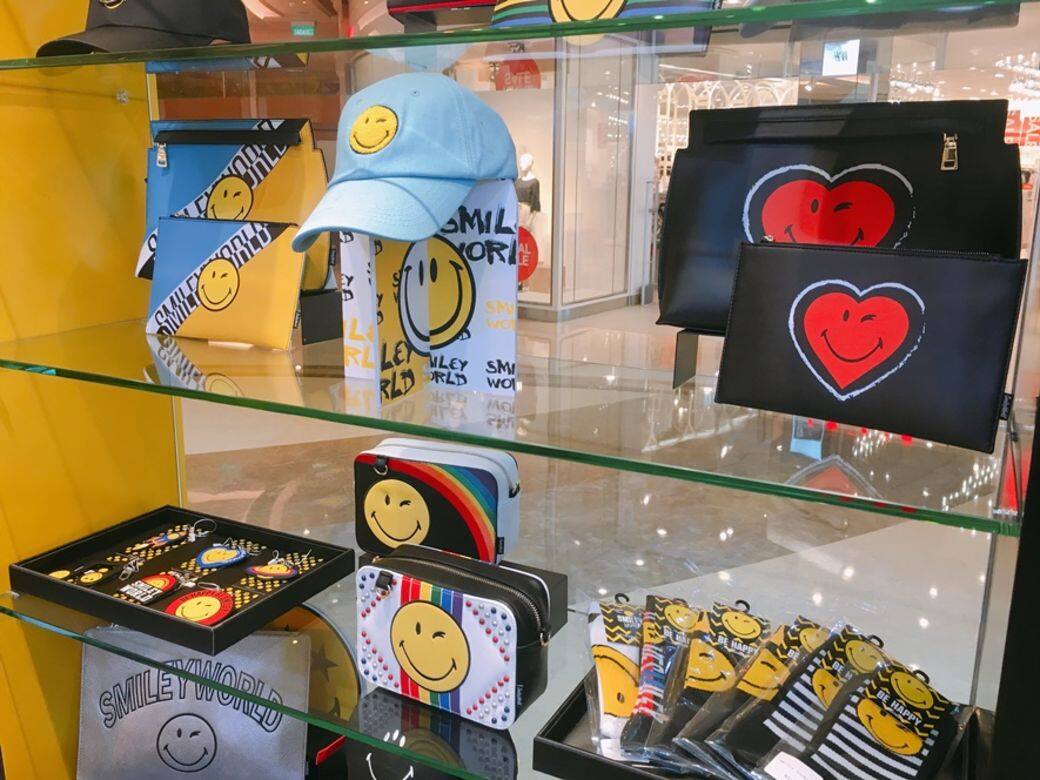pop up store有不少可愛精品,更可滿足購物慾! pop up store有不少可愛精品,更可滿足購物慾!