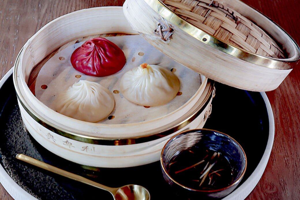 最近餐廳更推出的全新三款不同tasting menu,不但有新舊招牌菜合集,令人大飽 最近餐廳更推出的全新三款不同tasting menu,不但有新舊招牌菜合集,令人大飽