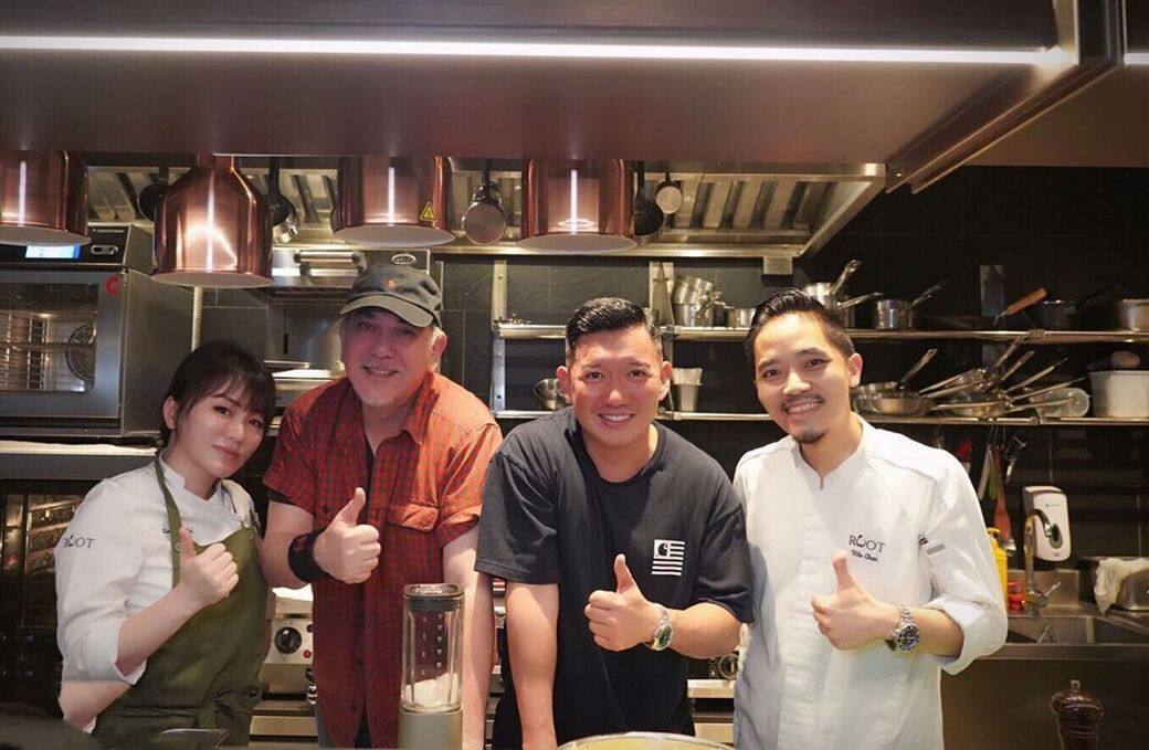 另一間充滿特色的摩登餐廳以 Farm to table為概念,由於特別重視食物的根,所 另一間充滿特色的摩登餐廳以 Farm to table為概念,由於特別重視食物的根,所