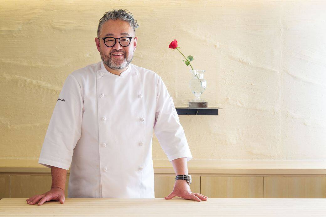 Chef Hiroki是日本創作壽司的先驅人物，深受法國文化影響。他每年都會去法國