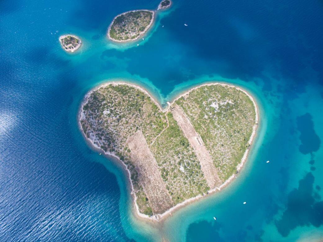 旅行 旅遊 心形 景點 浪漫 打卡 heart shaped places travel love romance 旅行 旅遊 心形 景點 浪漫 打卡 heart shaped places travel love romance