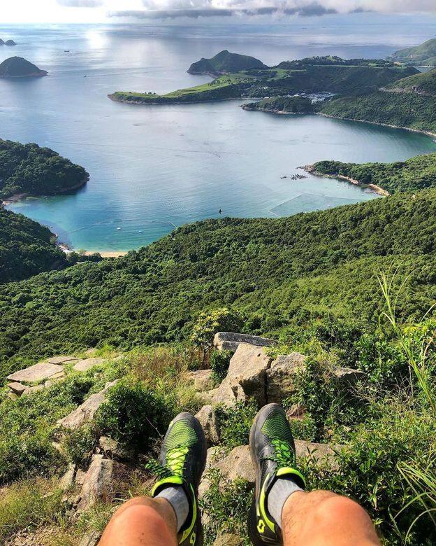 最後登頂的路段會顯得較為陡峭,必需要手腳並用,因此所穿的鞋子必需 最後登頂的路段會顯得較為陡峭,必需要手腳並用,因此所穿的鞋子必需
