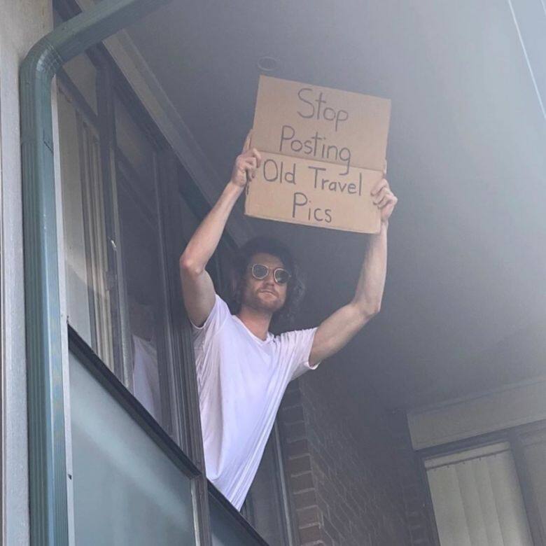 舉牌男 Seth dude with sign new york IG 舉牌男 Seth dude with sign new york IG