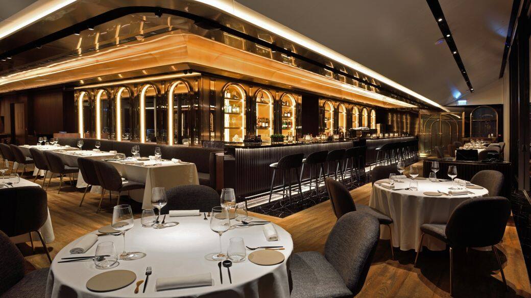 價錢方面,lunch menu最抵食,$300至$400一位;Tasting menu每位約$1200。 價錢方面,lunch menu最抵食,$300至$400一位;Tasting menu每位約$1200。