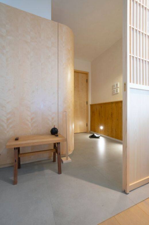 日本在住宅設計中，很重視收納的元素，故也有很多能充分利用空間的好