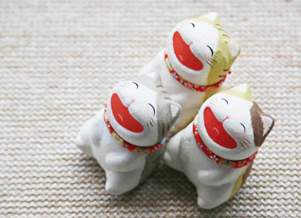日本和紙手製哈哈大笑猫咪擺設