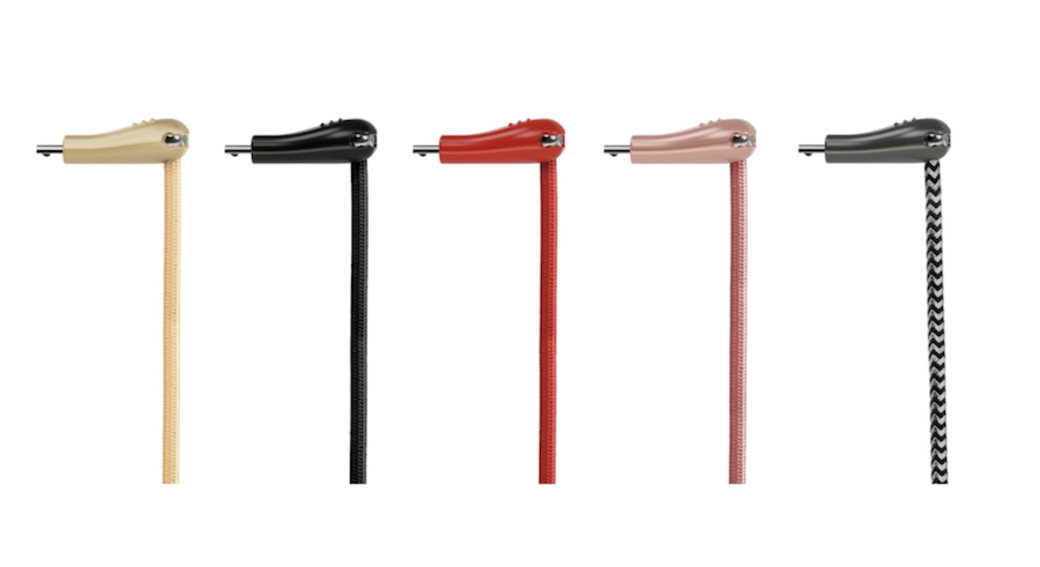 USB93相信大家的叉電線已損壞過不少,不妨購入這個3個方向都可擺動 USB93相信大家的叉電線已損壞過不少,不妨購入這個3個方向都可擺動