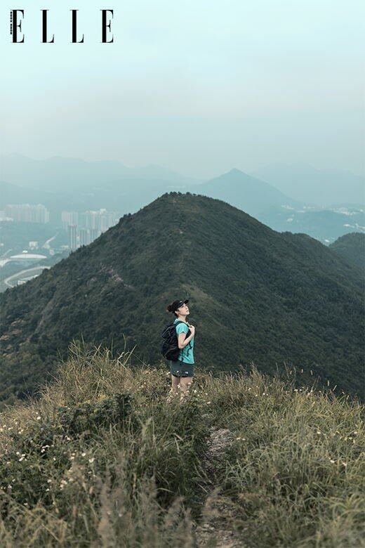 尊重大自然才是行山樂論近年行山潮流,離不開講環保,Melody 是活脫脫的一 尊重大自然才是行山樂論近年行山潮流,離不開講環保,Melody 是活脫脫的一