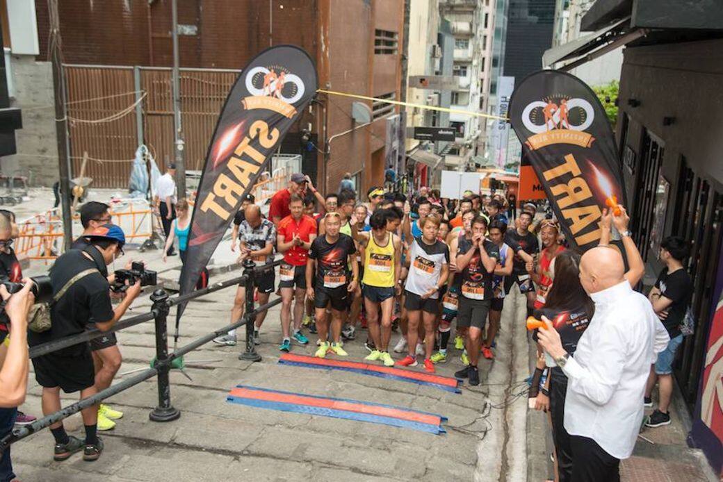 ELLE:Run for Infinity已經舉行了兩屆,今年跟以往有何不同之處?Elco:路線是一樣,一條 ELLE:Run for Infinity已經舉行了兩屆,今年跟以往有何不同之處?Elco:路線是一樣,一條