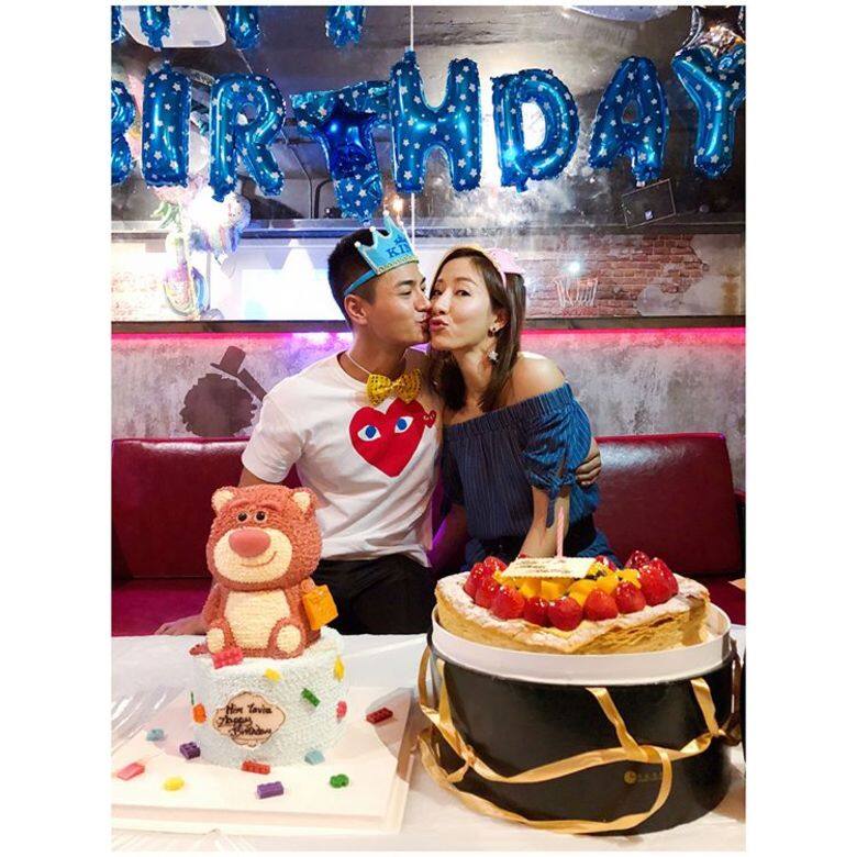 楊怡和羅仲謙結婚兩年一直恩愛,早前一同與家人朋友租場慶祝生日。 楊怡和羅仲謙結婚兩年一直恩愛,早前一同與家人朋友租場慶祝生日。